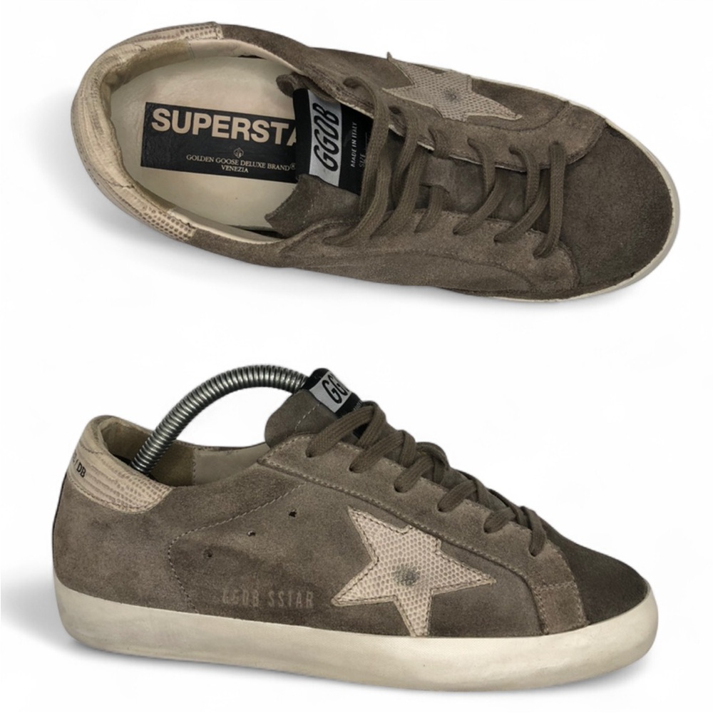 Golden Goose Women's Superstar low top sneakers